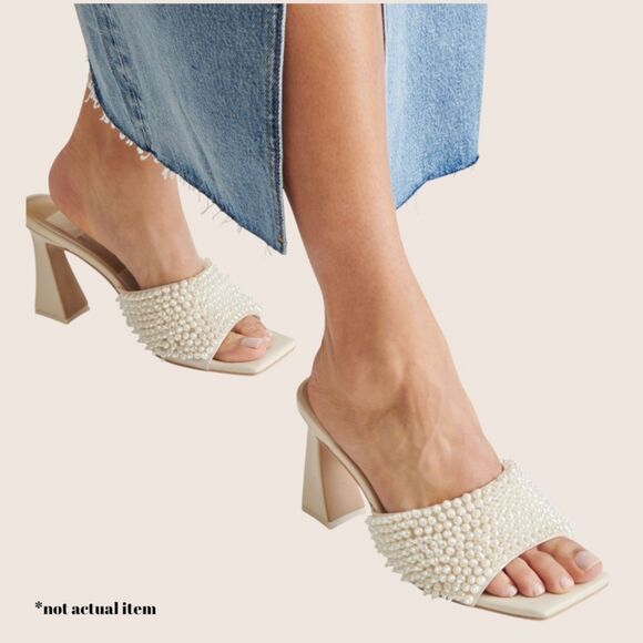 🤍 ANTHRO DOLCE VITA NANDY PEARL EMBELLISHED SLIDE MULE SANDALS HEELS SZ 6 - Picture 1 of 9